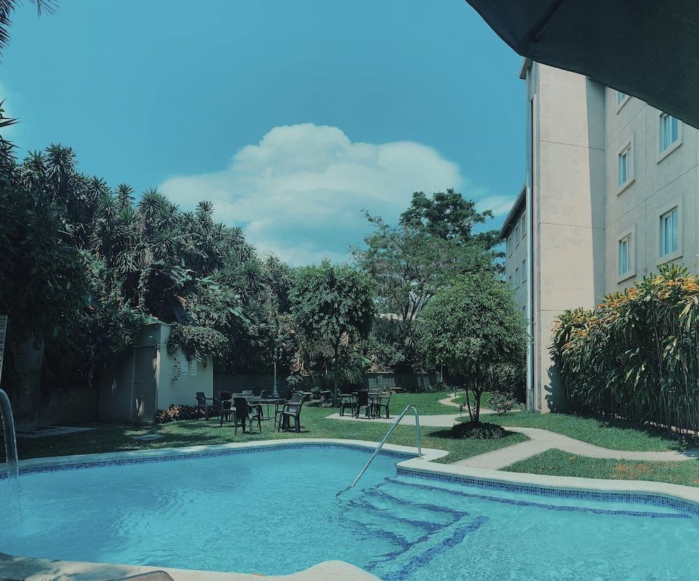 Hotel Gardenia Inn سان سلفادور المظهر الخارجي الصورة