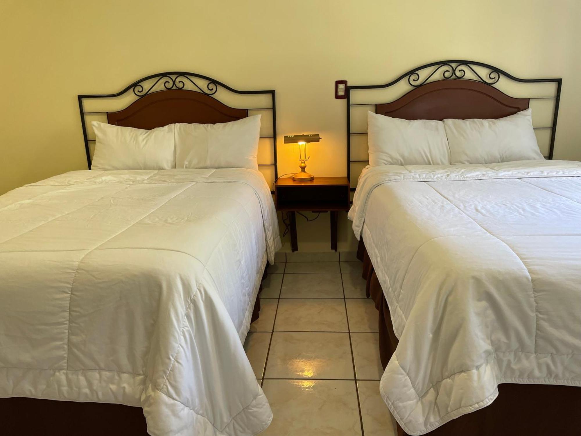 Hotel Gardenia Inn سان سلفادور المظهر الخارجي الصورة