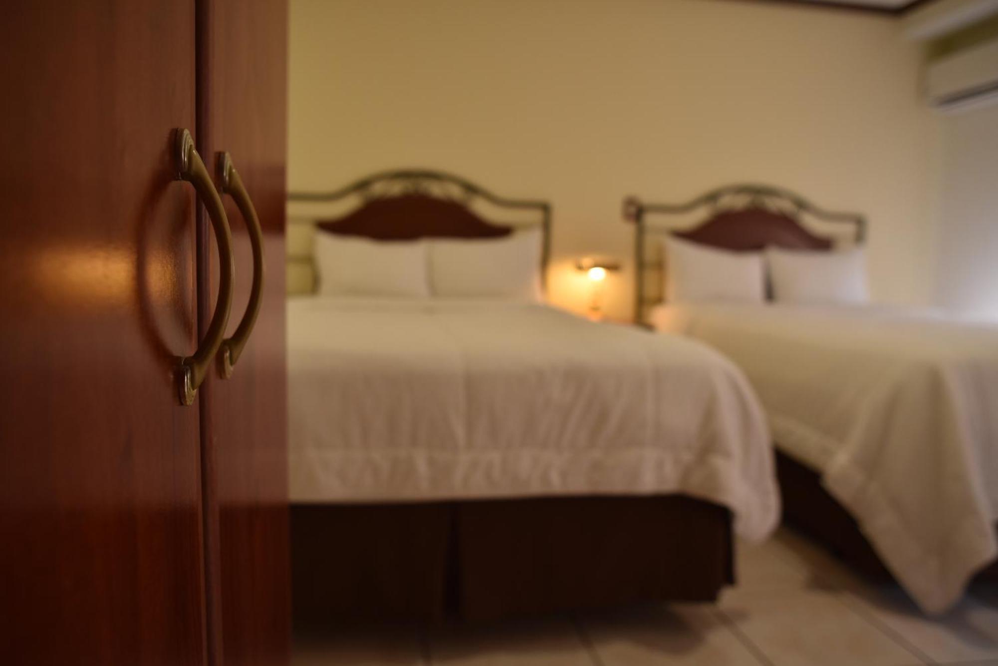 Hotel Gardenia Inn سان سلفادور المظهر الخارجي الصورة