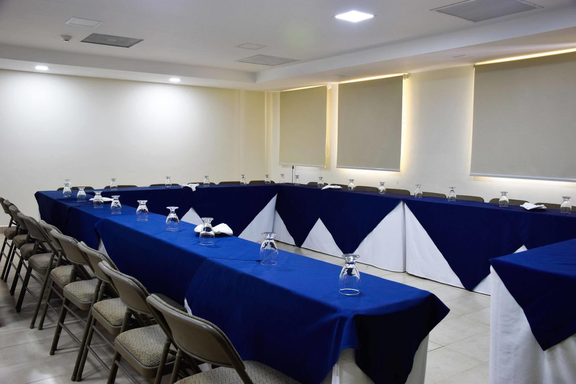 Hotel Gardenia Inn سان سلفادور المظهر الخارجي الصورة